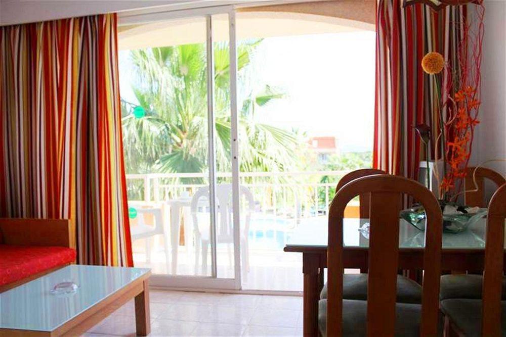Club Simó Hotel apartamentowy 3*